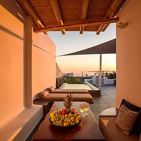 Hotel Soil Of Sun Luxury & Fira (Santorini)