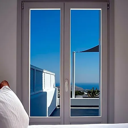Soil Of Sun Luxury & 3* Fira (Santorini)